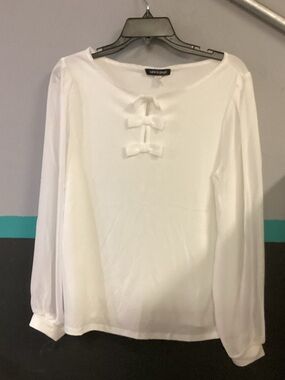 Cable & Gauge White Long Sleeve Bow-Front Blouse